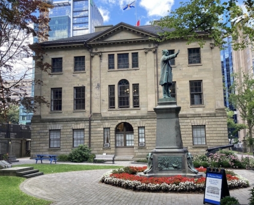 photo of statue to the Honourable Joseph Howe in front of the Nova Scotia Legislature